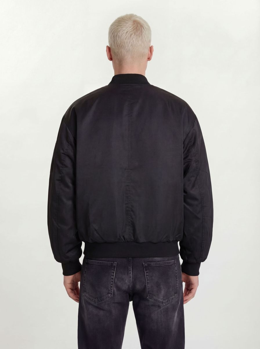Bomberjacke mit Satin-Finish und Reißverschlüssen