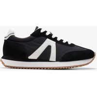 Laufschuh im gemischten Textur-Design