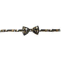 Elegante Seidenfliege mit Muster
