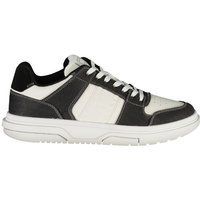 Canvas Low-Top Court Sneaker