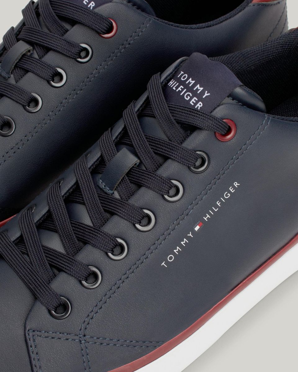 Vulkanisierte Low-Top Sneaker aus Leder