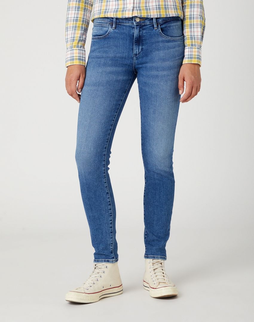 Klassische Skinny Jeans mit mittlerer Waschung