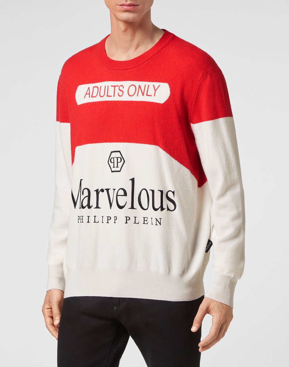 Offener Strickkaschmirpullover mit Knöpfen