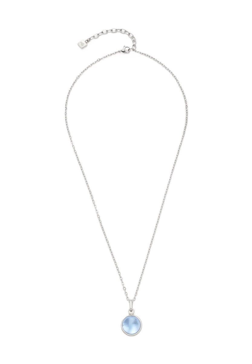 Zarte Halskette mit blauem Anhänger