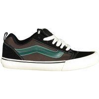 Dekonstruierter Skateboardschuh mit niedrigem Profil