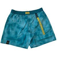 Badeshorts mit abstraktem Druck und Etikett