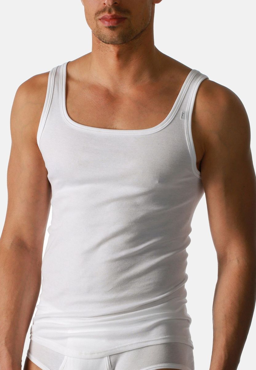 Klassisches geripptes Unterhemd ohne Ärmel