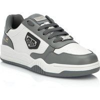 Street King Low-Top Sneaker