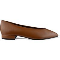 Elegante Ballerinas aus Leder mit spitzer Zehenpartie