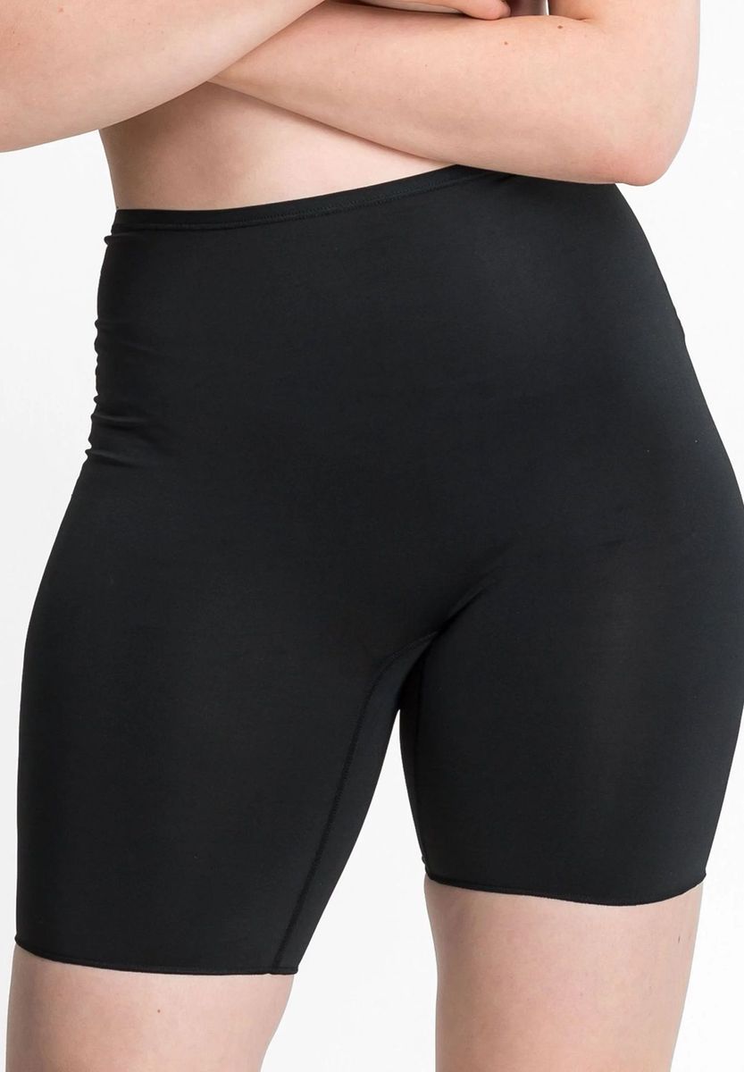 Formende High-Waist Shorts