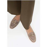 Klassische Lederloafer mit Schnallendetail