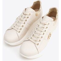 Ledersneaker mit goldenen Akzenten