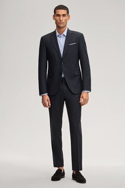 Modernes Slim-Fit Businesshemd aus hellblauer Baumwolle