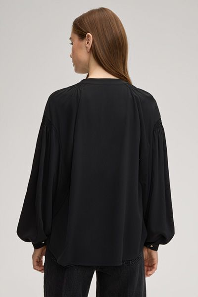 Schwarze Bluse Brigida mit Bindeband und Ballonärmeln
