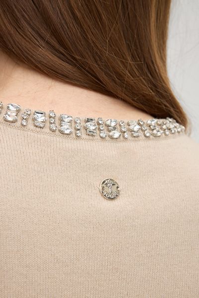 Pullover Krissi aus Cashmere-Mischung mit Kristall-Ausschnitt in Creme