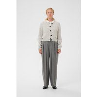 Kurze Strickjacke mit Knopfleiste