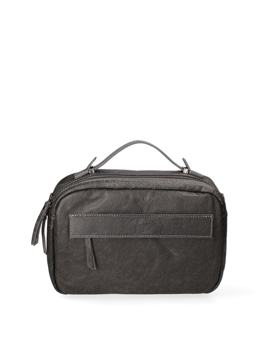 Ledertasche mit Nieten und Tragegriff
