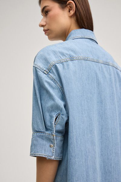 Uma Hellblaues Jeanshemd Oversized Fit 3/4 Ärmel