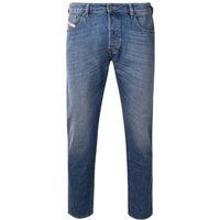 Schmal zulaufende Denim-Jeans