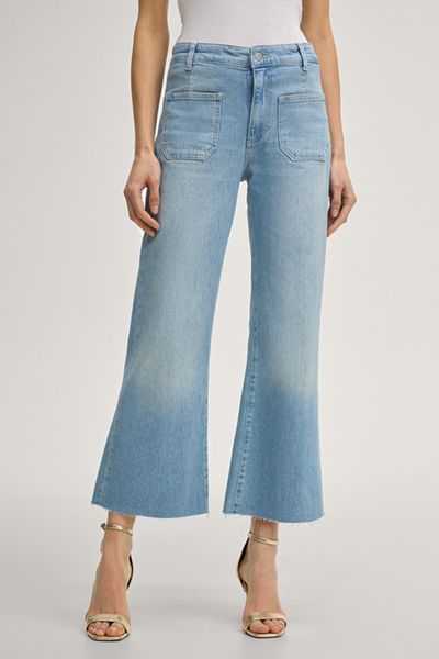 Cropped Flare Jeans Elea Hellblauer Denim mit Taschen