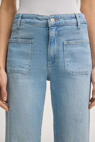 Cropped Flare Jeans Elea Hellblauer Denim mit Taschen