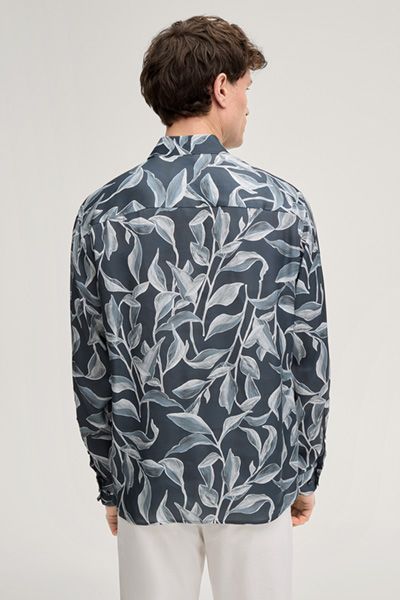 Marineblaues Hemd mit Blätterprint, Viskose, lange Ärmel, Kentkragen