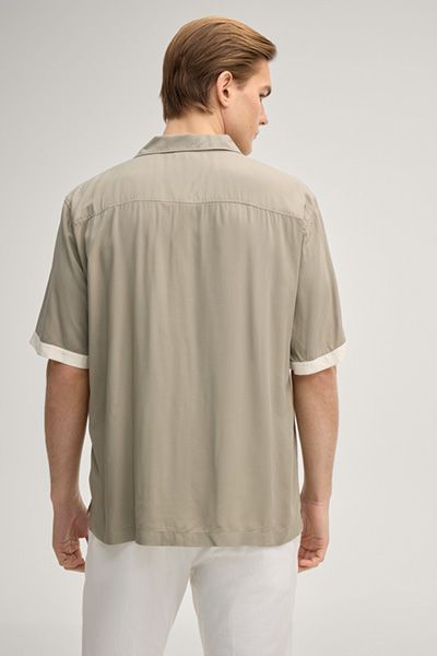 Khaki Kurzarm Camp Shirt mit Kontrastbesatz