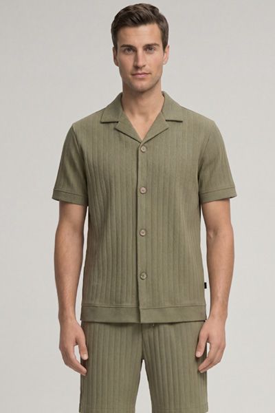 Strukturiertes Strickshirt mit Reverskragen