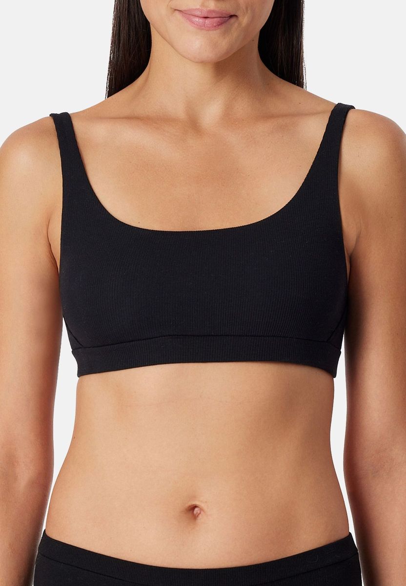 Geripptes Bralette mit Rundhalsausschnitt