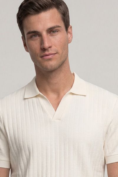 Elegantes Poloshirt mit Strukturmuster