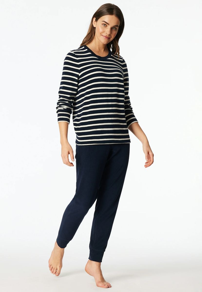 Entspannter, gestreifter Langarm-Pyjama-Set