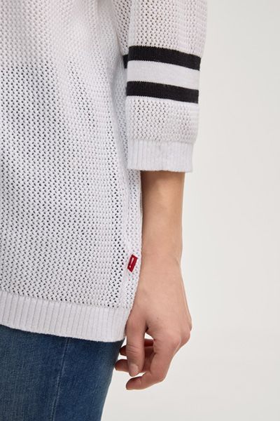 Kamias Strick-Shirt in Weiß mit 'J!'-Schriftzug und Streifen