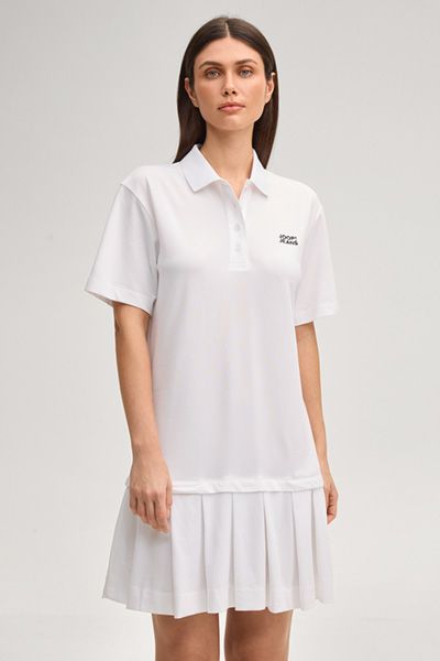 Fashion IDEA Tadena Weißes Polokleid Plissee-Rock Logo-Stickerei