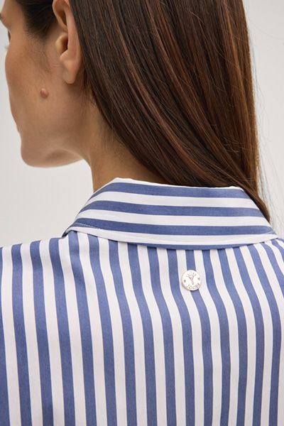 Bette Navy und Weiß gestreifte Kurzarm Hemdbluse