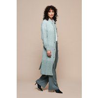Lange Strickjacke mit Strukturmuster und Bindegürtel
