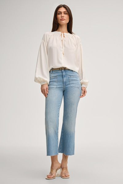 Offwhite Bauernbluse mit Ballonärmeln und Schnürhals