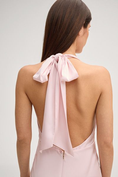 Swing Dascha Rosé Maxikleid Neckholder Offener Rücken Bindedetail