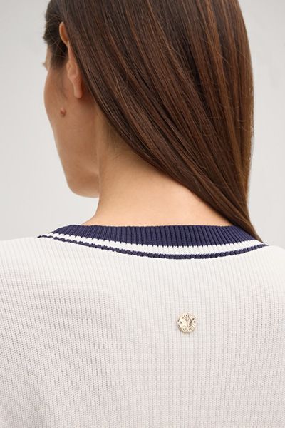 Kirola Offwhite Strick-T-Shirt mit marineblauen Streifen