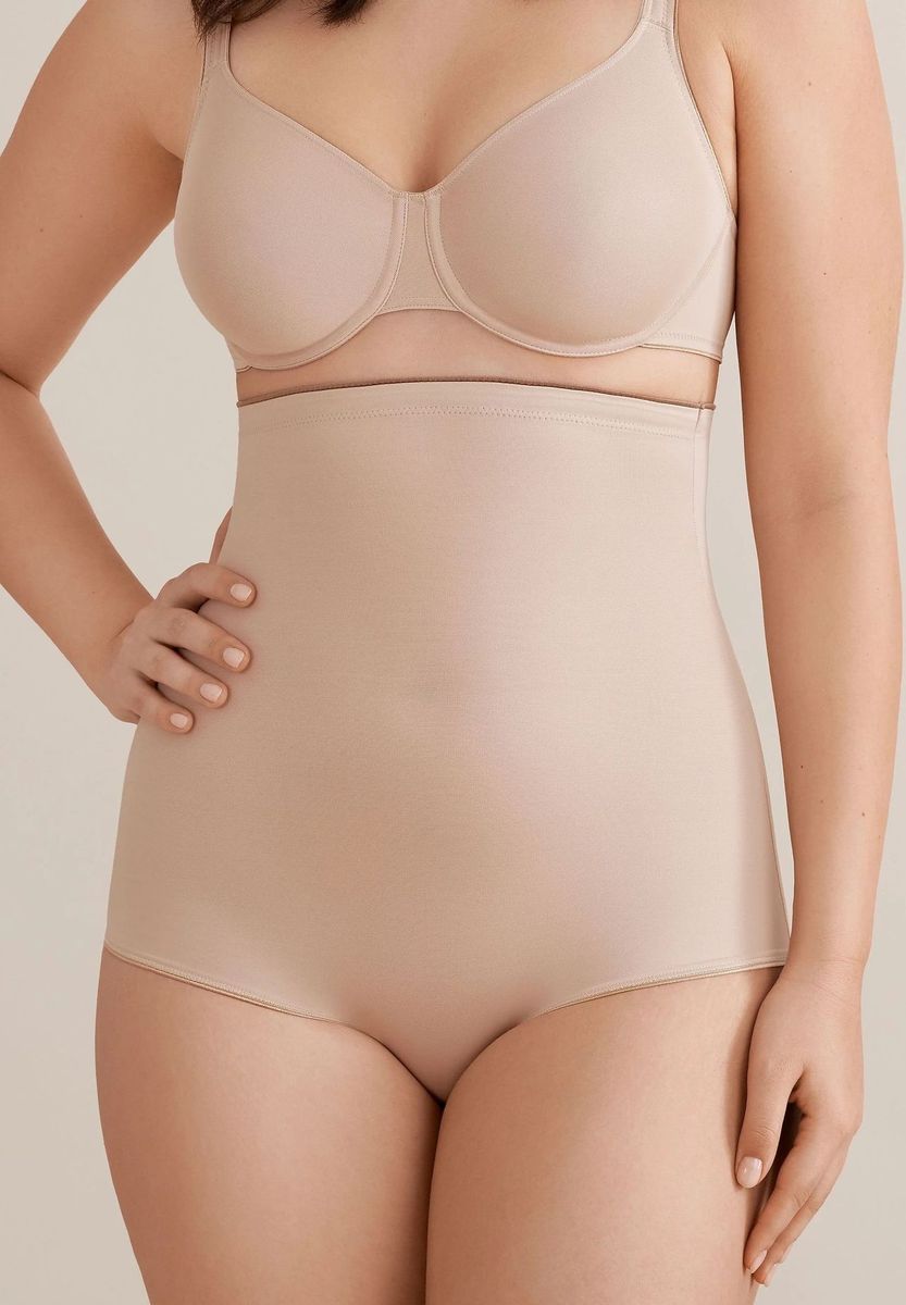 Formender Maxi-Slip mit hohem Bund