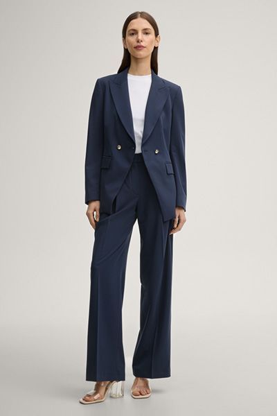 Marineblauer, zweireihiger Blazer mit goldenen Logo-Knöpfen und Reverskragen