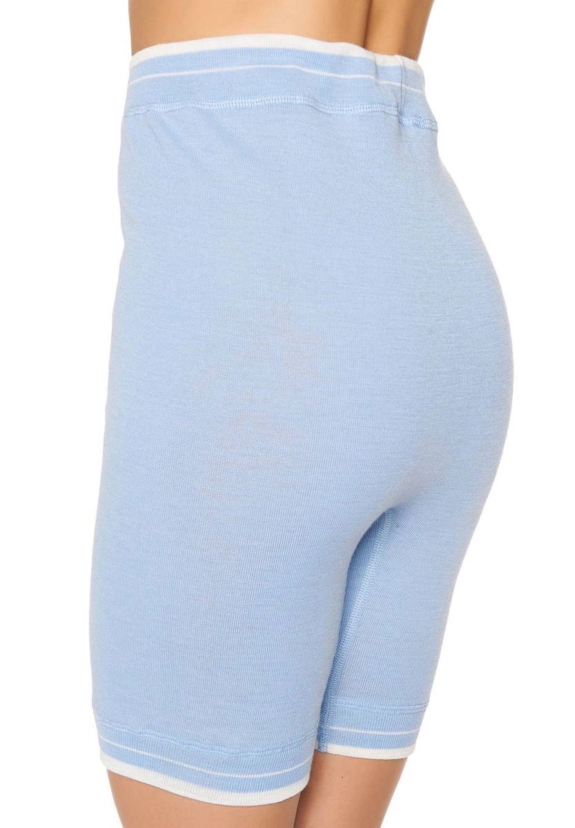 Hochtaillierte Strickshorts mit Wollmischung