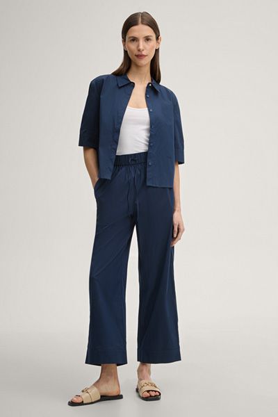 Marc Cain Begonia Marineblaue Kurzarmbluse aus Baumwollmischung