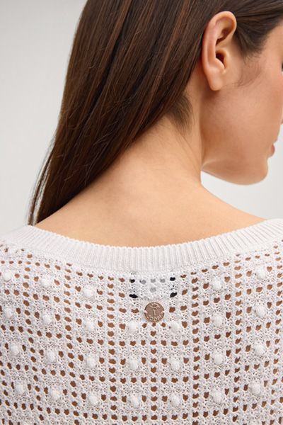 Kop strukturiertes Strickoberteil aus weißem Leinen-Viskose-Gemisch