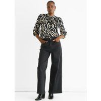 Satinbluse mit Animal-Print und hohem Kragen