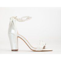Helene Lace Bridal Heeled Sandalen with Pearls