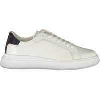 Saubere weiße Leder-Plateau-Sneakers