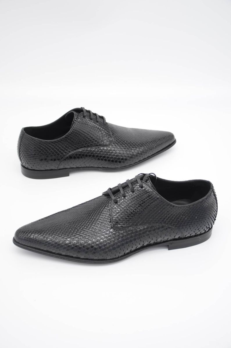 Texturierte Derby-Schuhe mit spitzer Kappe