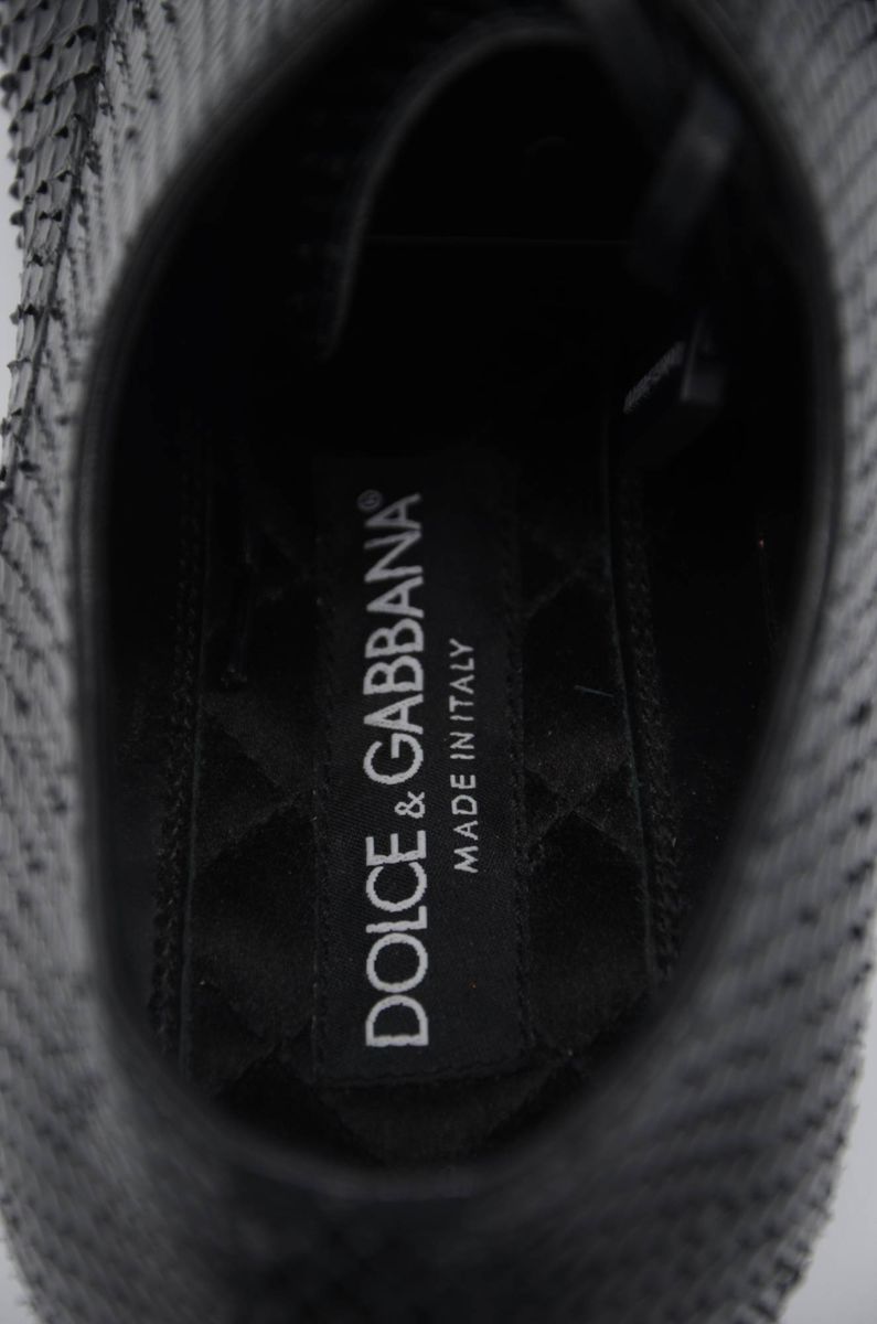 Texturierte Derby-Schuhe mit spitzer Kappe