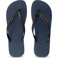 Marineblaue Flip-Flops mit Kettendetail