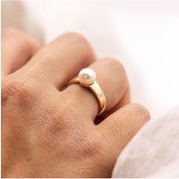 Perlen-Solitärring in Gold